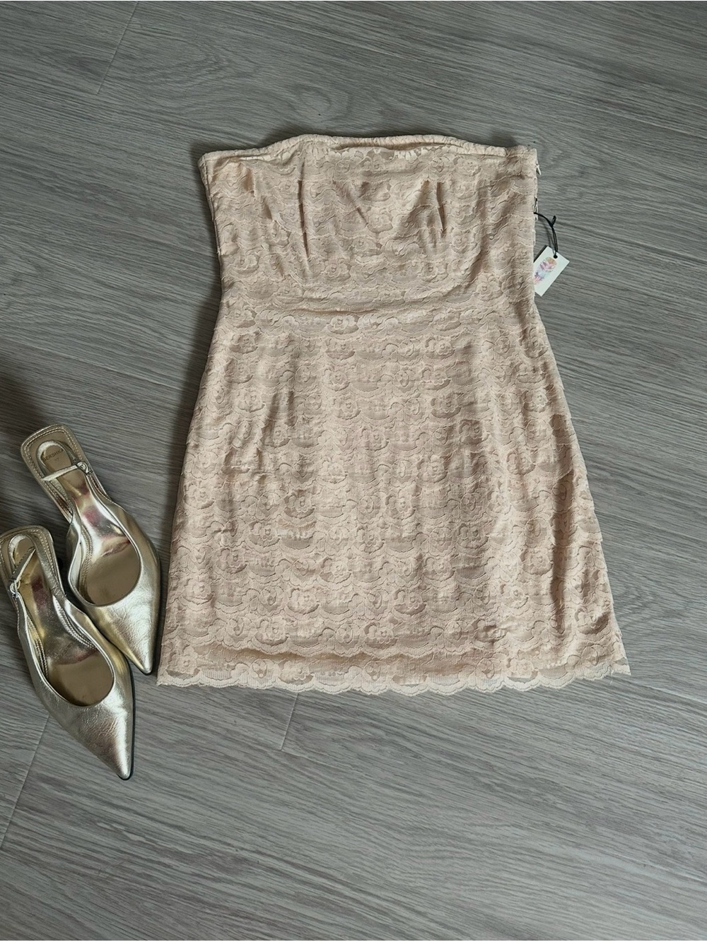 💛Strapless Lace Dress